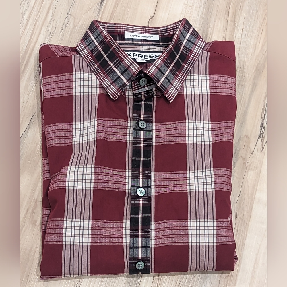 Men's Express Extra Slim Fit Button Down Shirt.